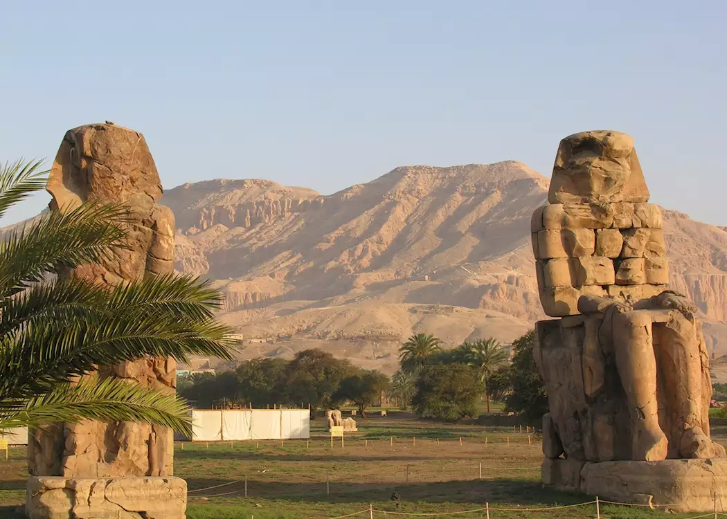 4977-colossi-of-memnon-west-bank-luxor-egypt